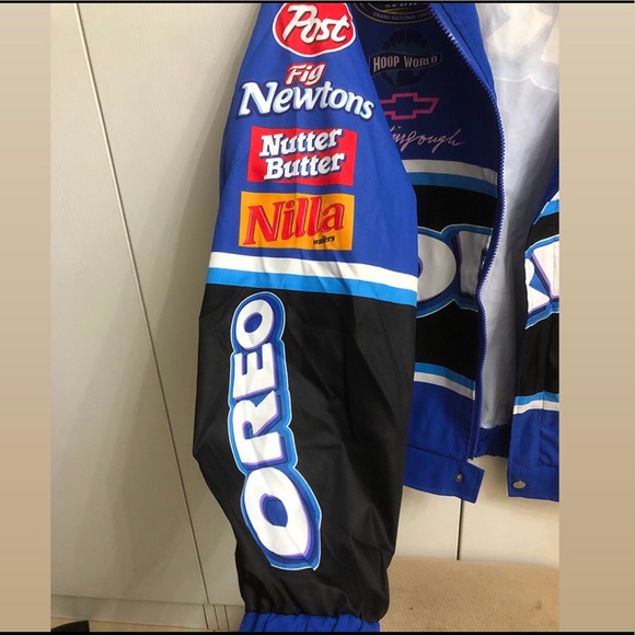 Jacket - Picture 3 of 4